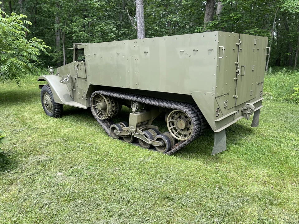 1942 Diamond T - Image 3 of 31