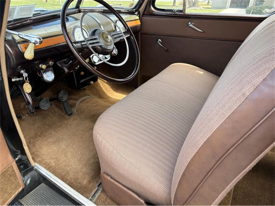 1942 Ford Standard & Deluxe & Super Deluxe - Image 9 of 16
