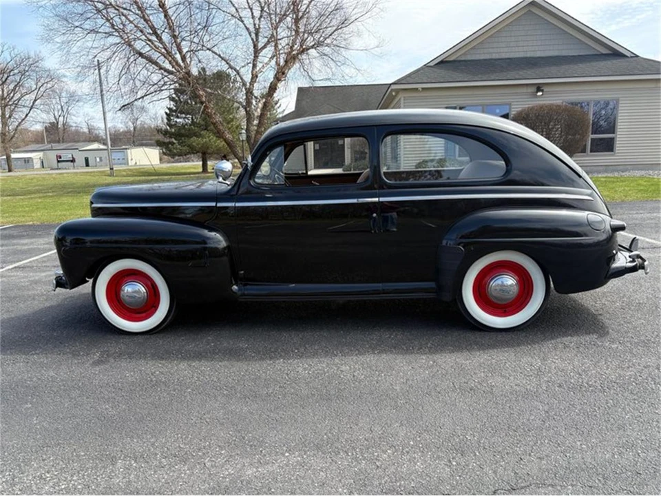 1942 Ford Standard & Deluxe & Super Deluxe - Image 5 of 16