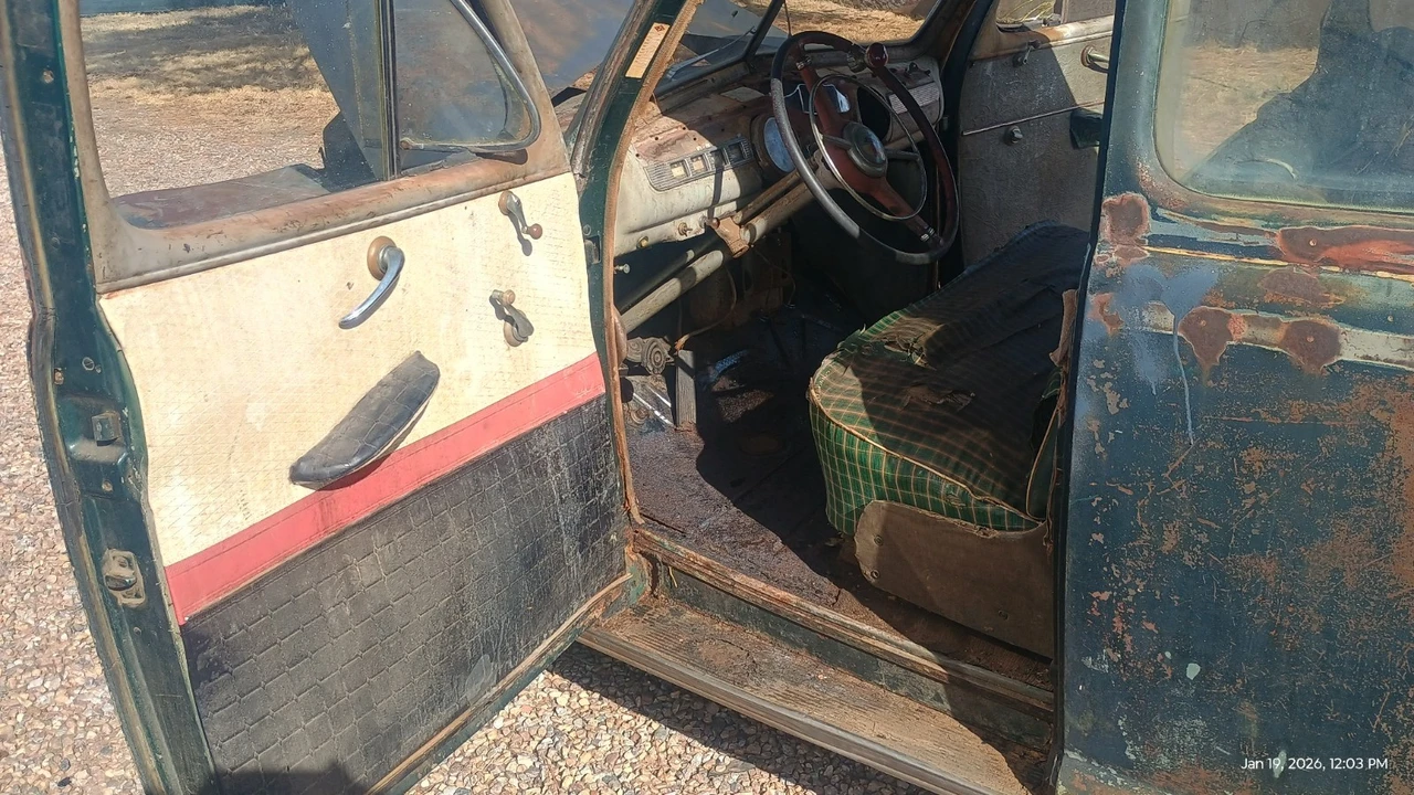 1942 Ford Standard & Deluxe & Super Deluxe - Image 15 of 19