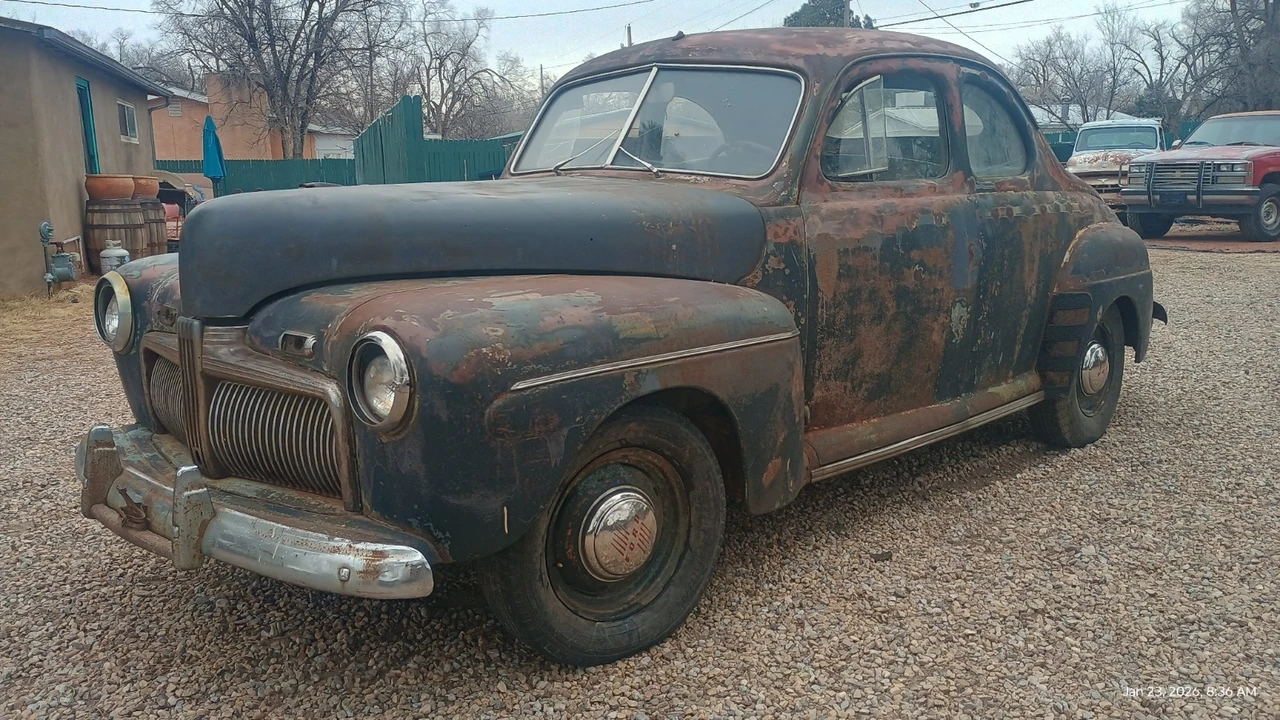 1942 Ford Standard & Deluxe & Super Deluxe - Image 4 of 19