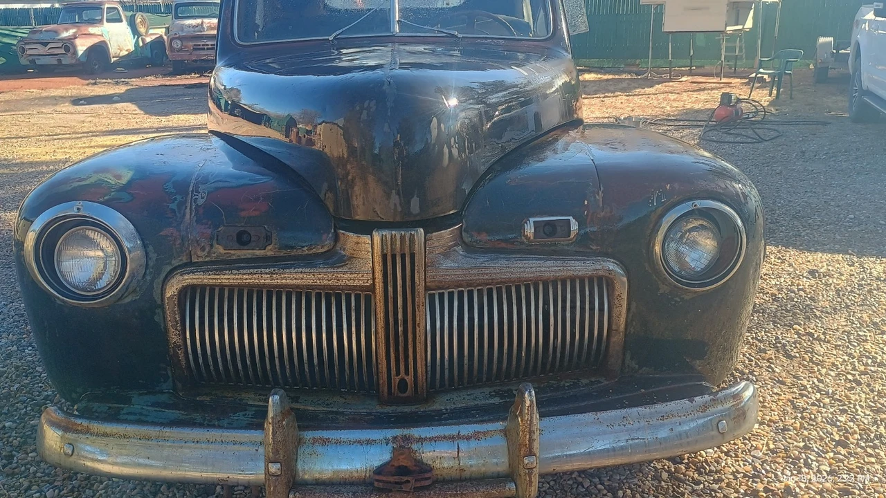 1942 Ford Standard & Deluxe & Super Deluxe - Image 19 of 19