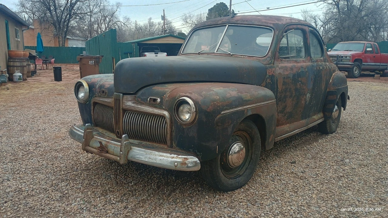 1942 Ford Standard & Deluxe & Super Deluxe - Image 2 of 19