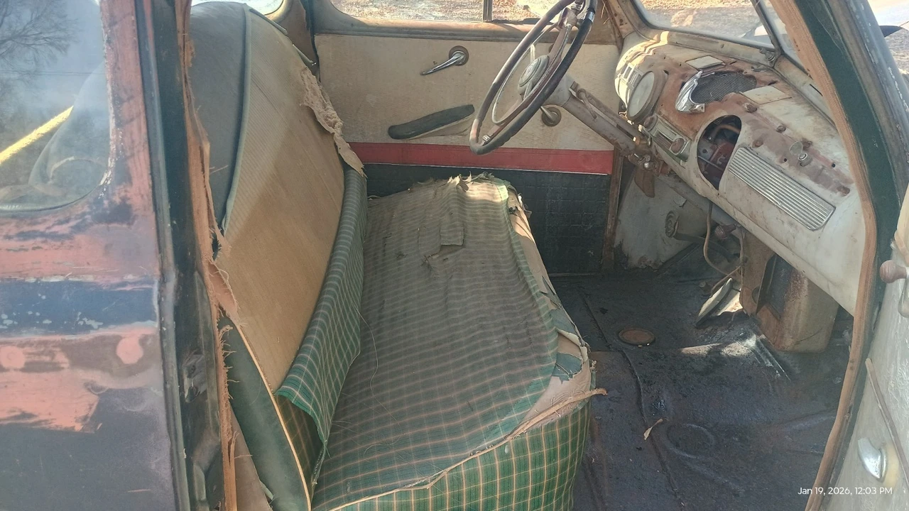 1942 Ford Standard & Deluxe & Super Deluxe - Image 13 of 19