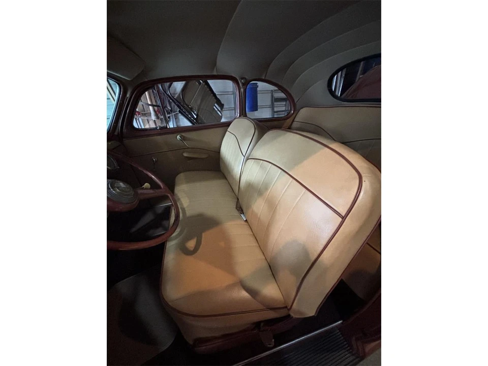 1942 Ford Standard & Deluxe & Super Deluxe - Image 20 of 23
