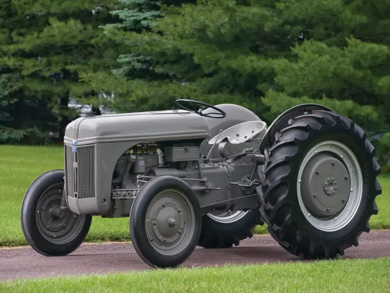 1942 Ford Tractor - Image 2 of 2