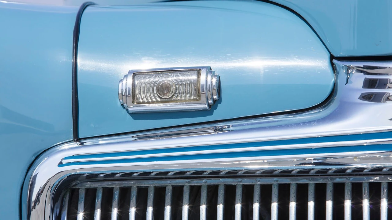 1942 Ford Standard & Deluxe & Super Deluxe - Image 28 of 31
