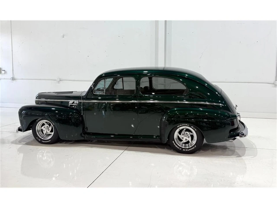 1942 Ford Standard & Deluxe & Super Deluxe - Image 4 of 31