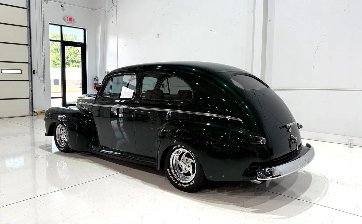 1942 Ford Standard & Deluxe & Super Deluxe - Image 5 of 31