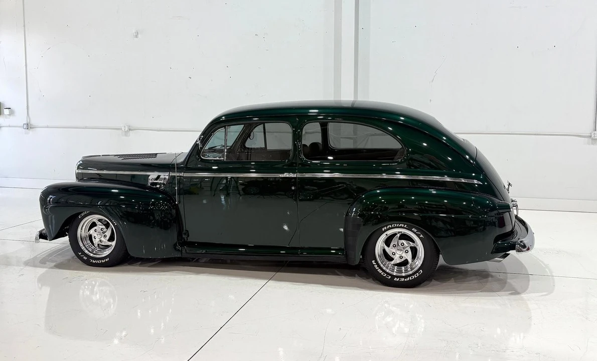 1942 Ford Standard & Deluxe & Super Deluxe - Image 4 of 31