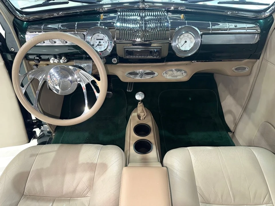 1942 Ford Standard & Deluxe & Super Deluxe - Image 15 of 31