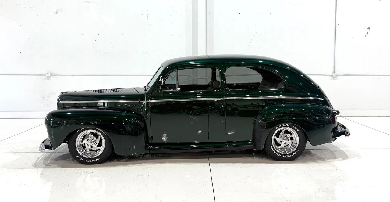 1942 Ford Standard & Deluxe & Super Deluxe - Image 3 of 31