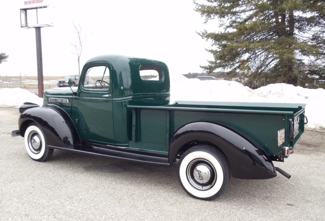 1942 GMC C-Series - Image 2 of 31