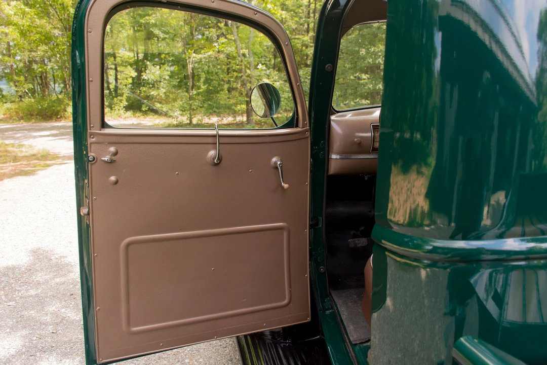 1942 GMC C-Series - Image 4 of 31