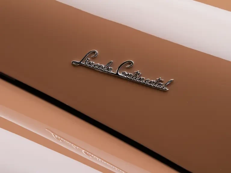 1942 Lincoln Continental 1st Gen - Image 9 of 24