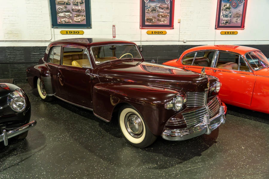 1942 Lincoln Continental 1st Gen - Image 6 of 19