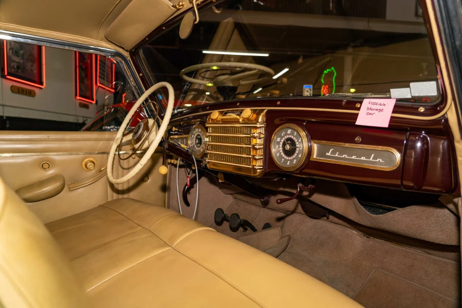 1942 Lincoln Continental 1st Gen - Image 7 of 19