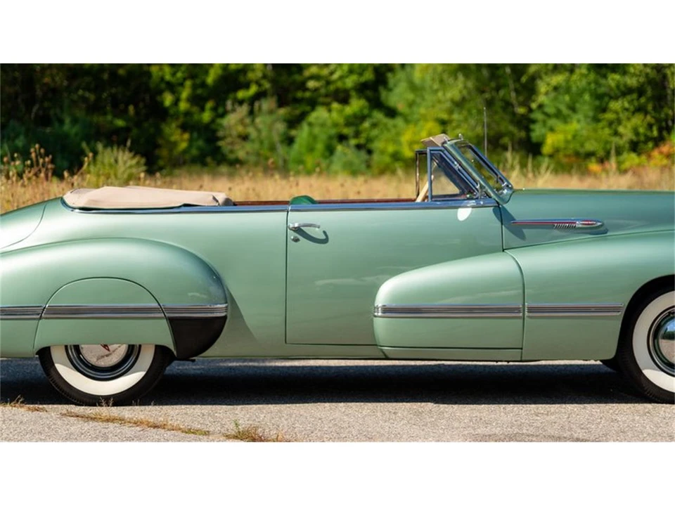 1942 Oldsmobile Custom Cruiser - Image 21 of 31