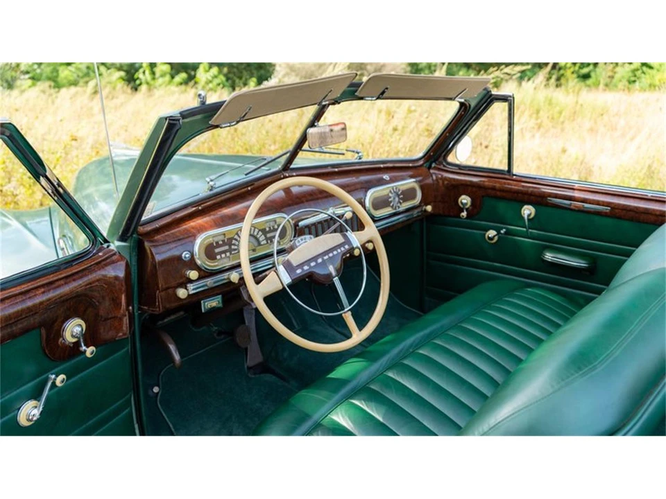 1942 Oldsmobile Custom Cruiser - Image 8 of 31