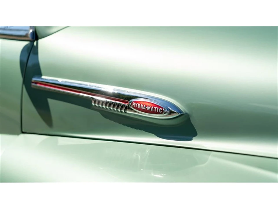1942 Oldsmobile Custom Cruiser - Image 30 of 31