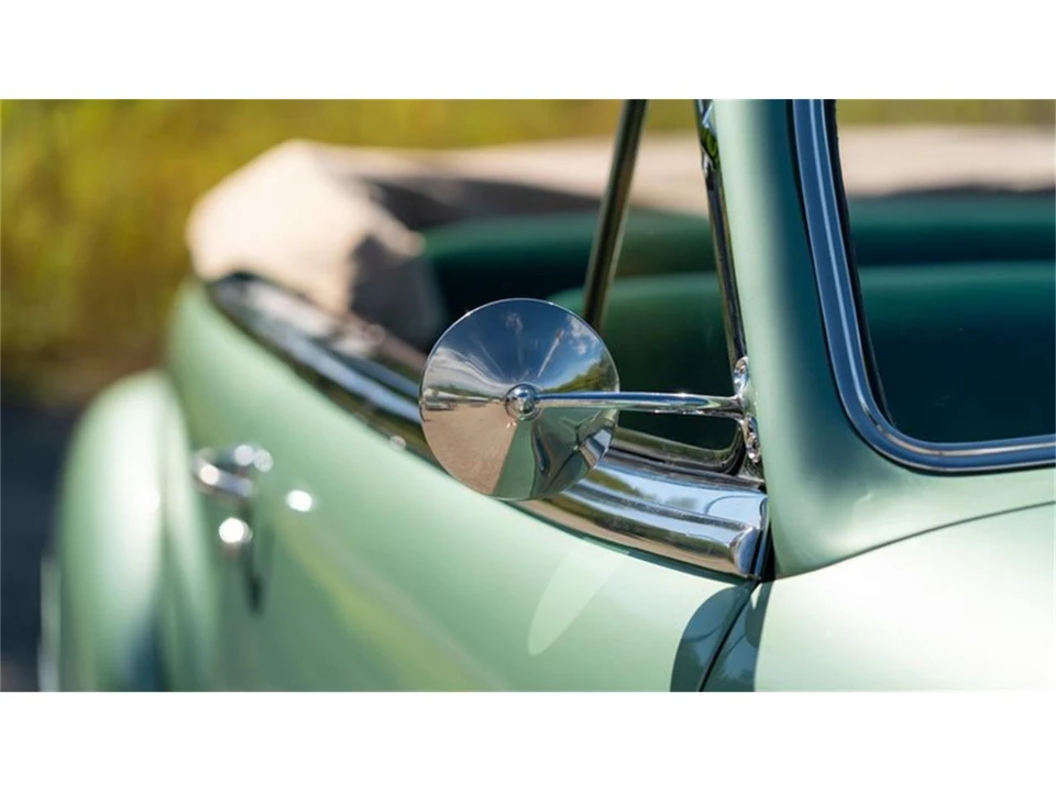 1942 Oldsmobile Custom Cruiser - Image 31 of 31