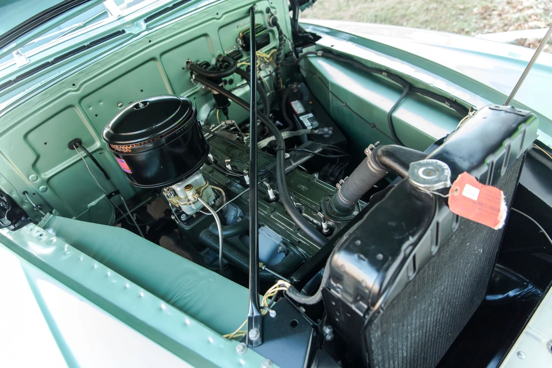 1942 Oldsmobile 98 - Image 17 of 31
