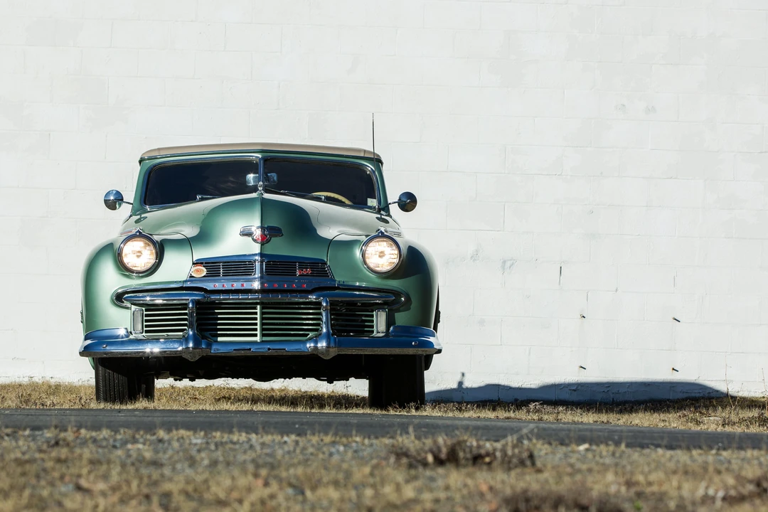 1942 Oldsmobile 98 - Image 3 of 31