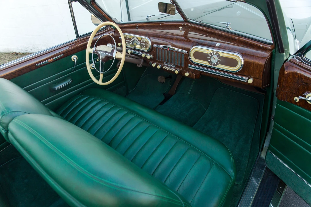 1942 Oldsmobile 98 - Image 22 of 31