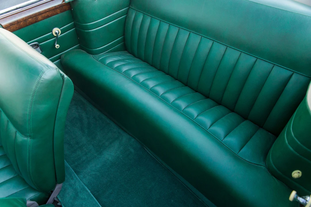 1942 Oldsmobile 98 - Image 25 of 31