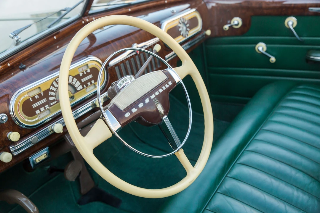 1942 Oldsmobile 98 - Image 29 of 31
