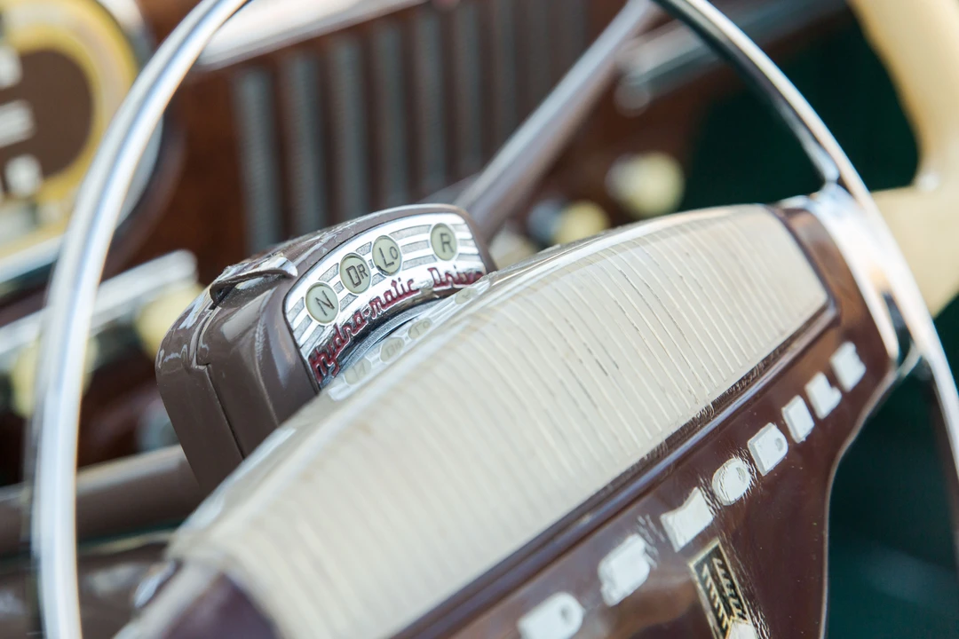 1942 Oldsmobile 98 - Image 28 of 31