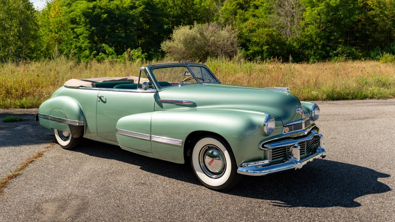 1942 Oldsmobile Custom Cruiser - Image 26 of 31