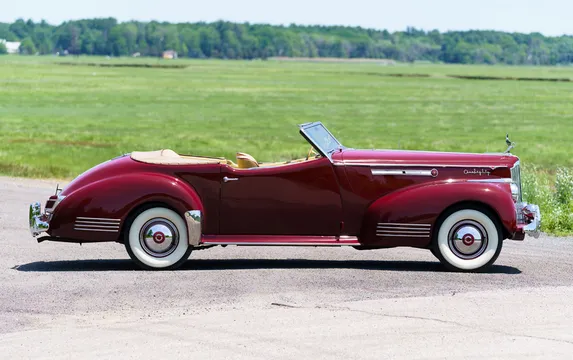 1942 Packard Eight - Image 2 of 31