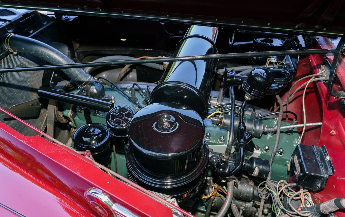 1942 Packard Eight - Image 30 of 31