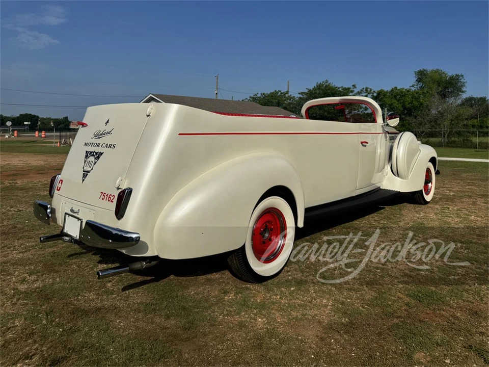 1942 Packard - Image 3 of 5