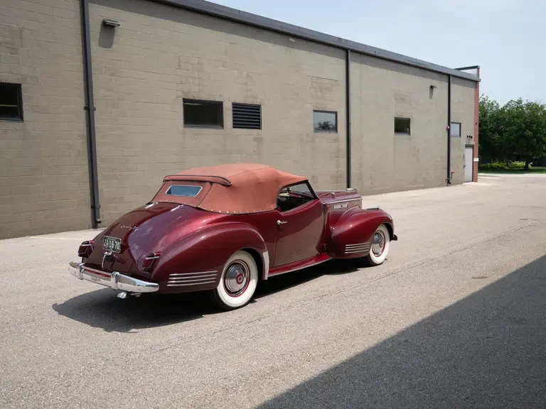1942 Packard - Image 3 of 31
