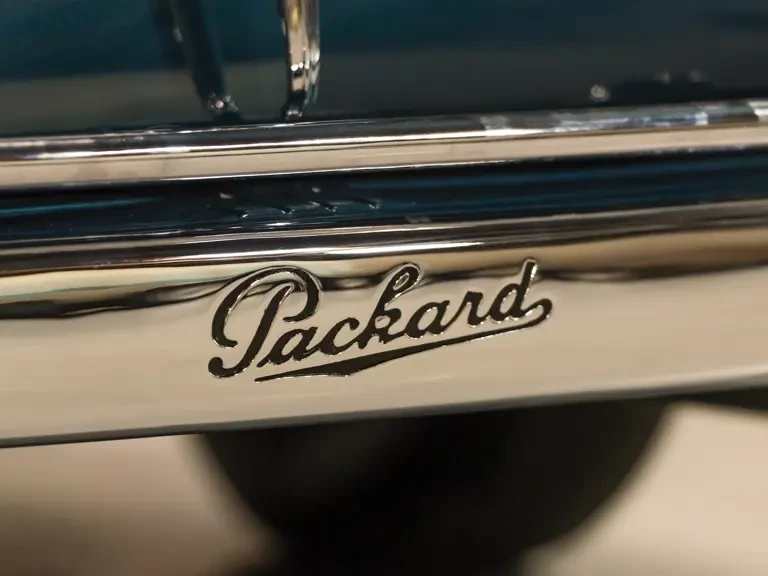 1942 Packard Eight - Image 8 of 28