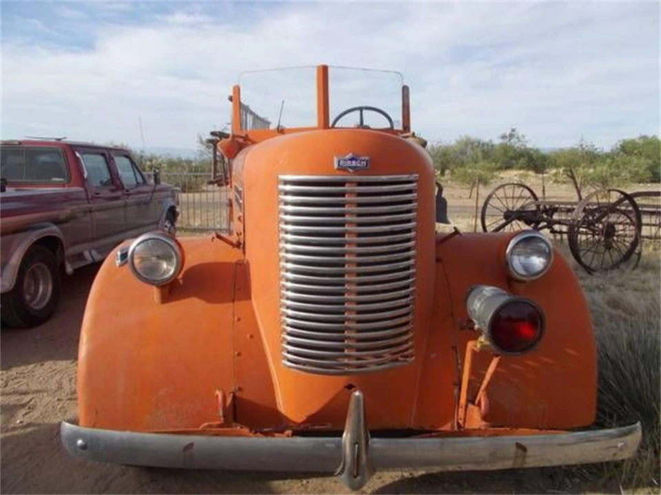 1942 Peterbilt - Image 5 of 5