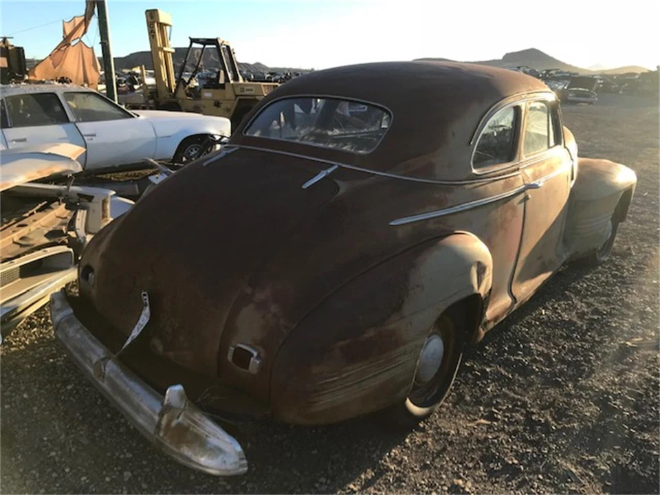 1942 Pontiac - Image 3 of 7