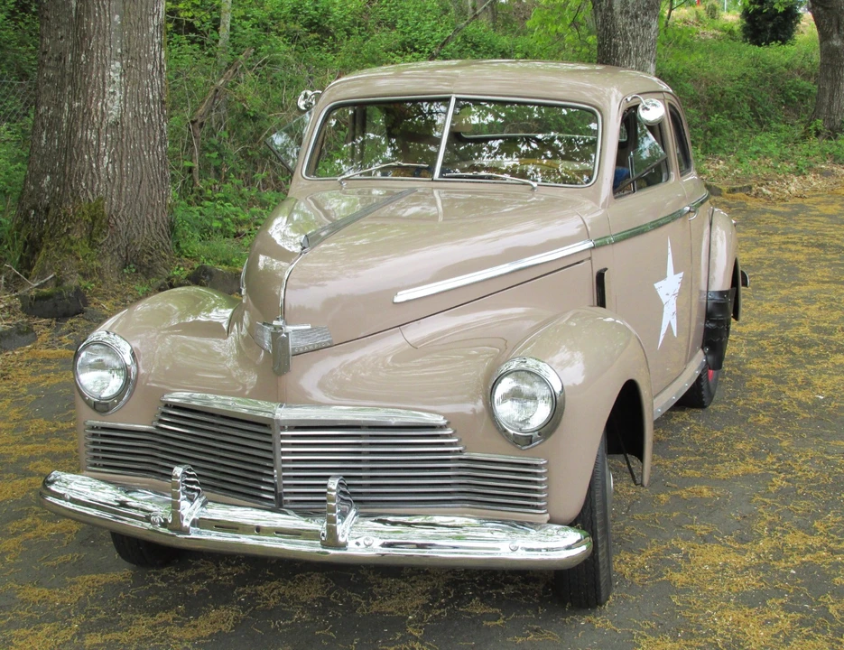 1942 Studebaker Champion - Image 4 of 31