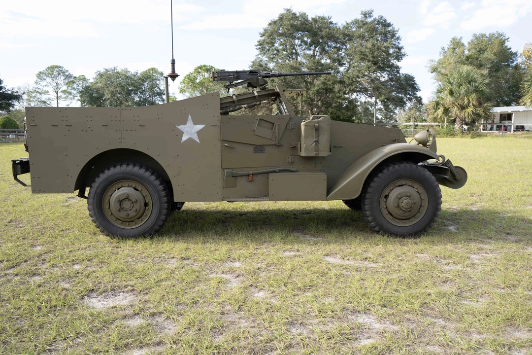 1942 White - Image 11 of 31
