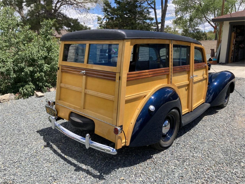 1942 Willys Americar Coupe - Image 4 of 17