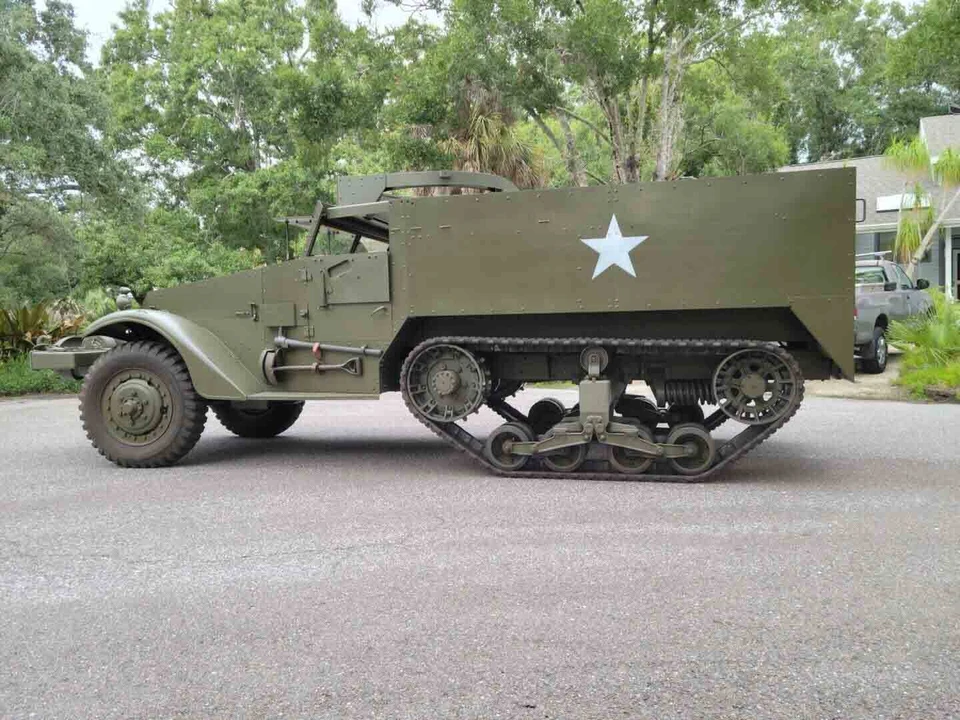 1943 Diamond T - Image 3 of 31