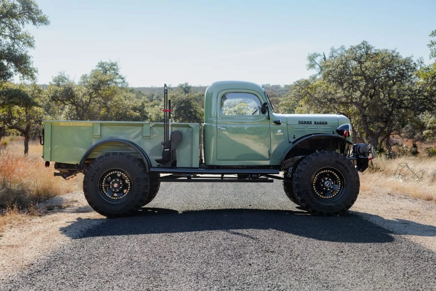 1943 Dodge Power Wagon - Image 2 of 30