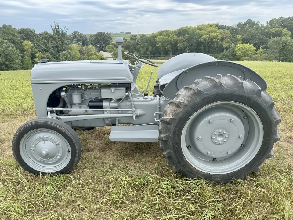 1944 Ford Tractor - Image 24 of 31