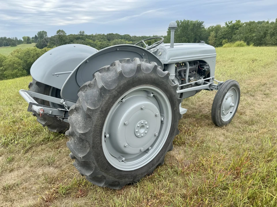 1944 Ford Tractor - Image 15 of 31