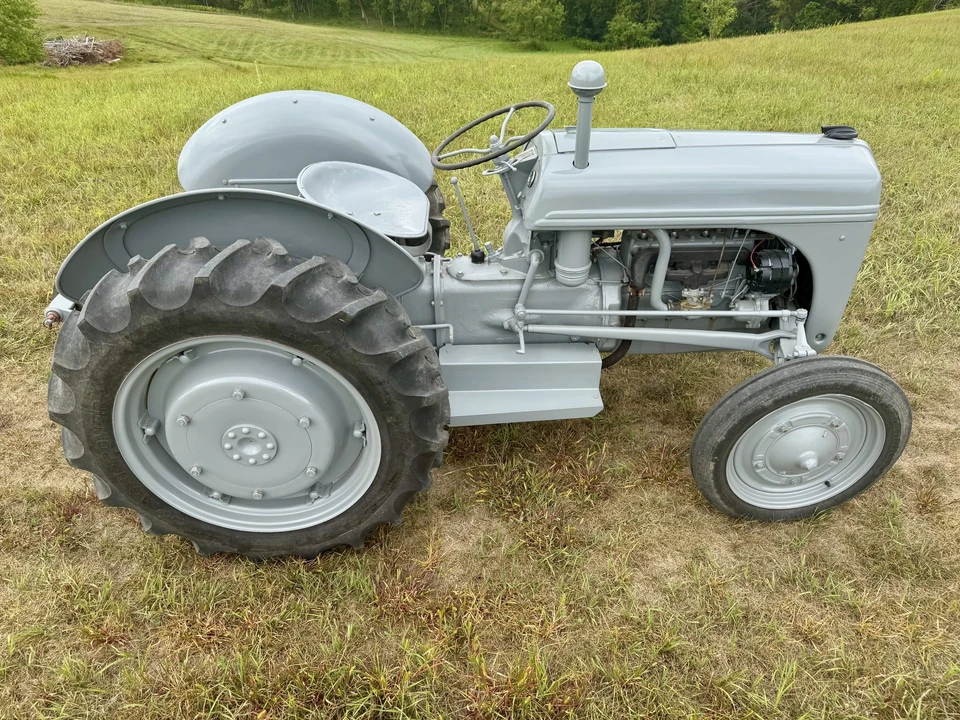 1944 Ford Tractor - Image 11 of 31