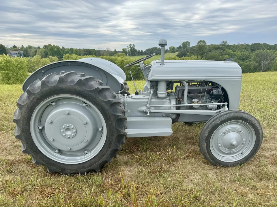 1944 Ford Tractor - Image 12 of 31