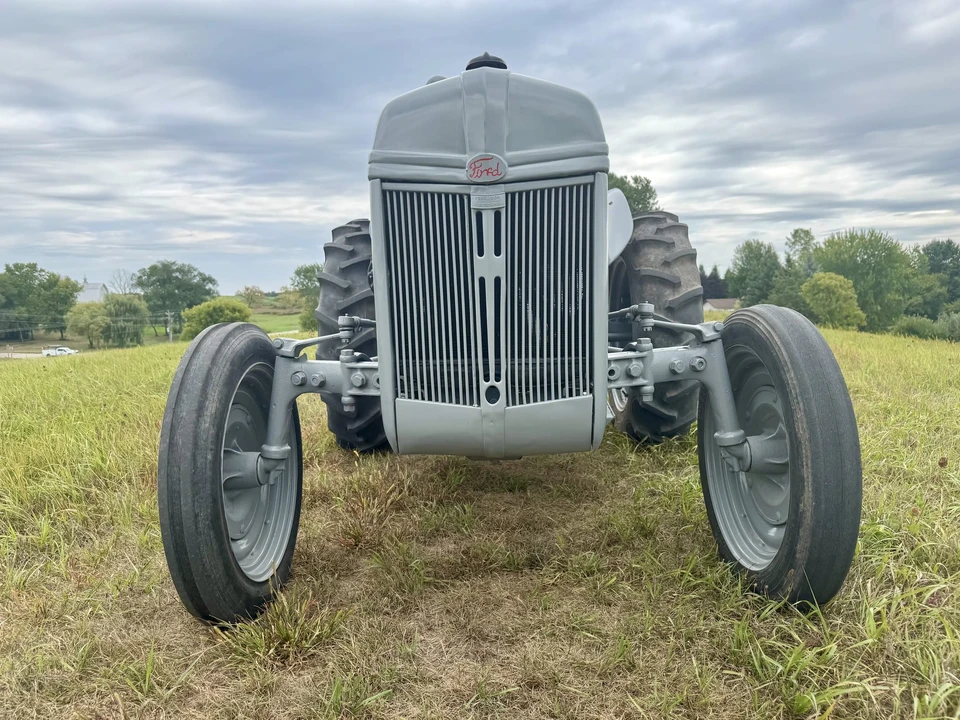 1944 Ford Tractor - Image 7 of 31