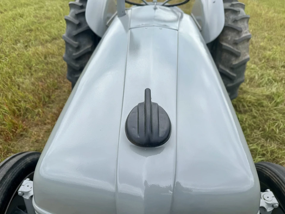 1944 Ford Tractor - Image 27 of 31